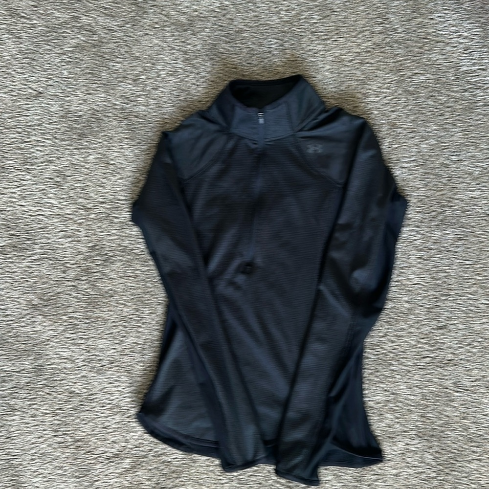 Women Under Armour Sweatshirt